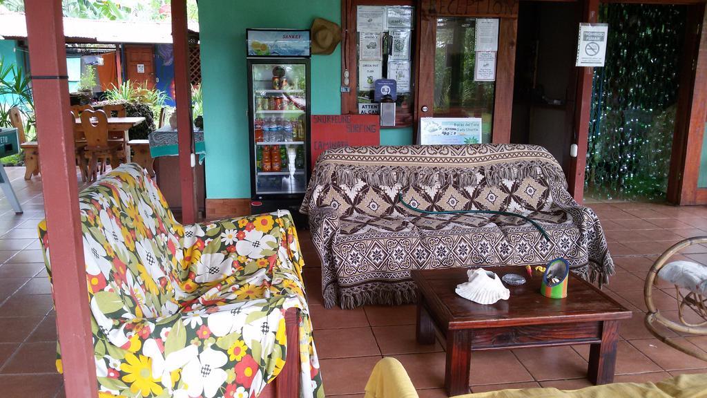 Hakuna Matata Hostel Cahuita Exterior photo