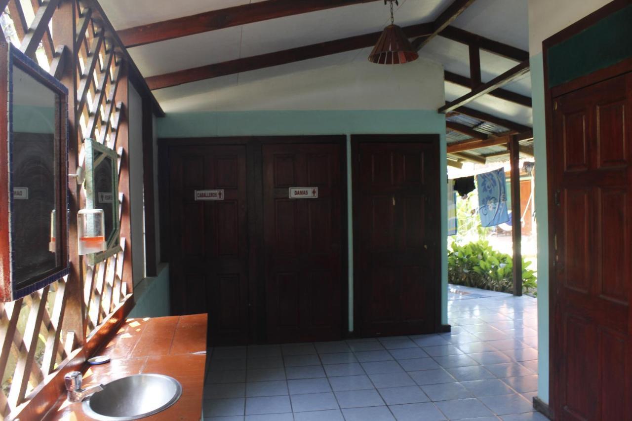 Hakuna Matata Hostel Cahuita Exterior photo